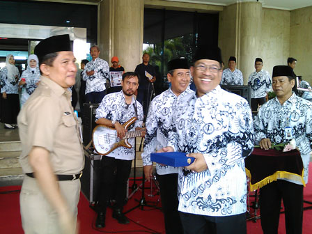Pencarian PGRI Tanjung Jabung Barat - Persatuan Guru Republik Indonesia Cabang Tanjung Jabung Barat